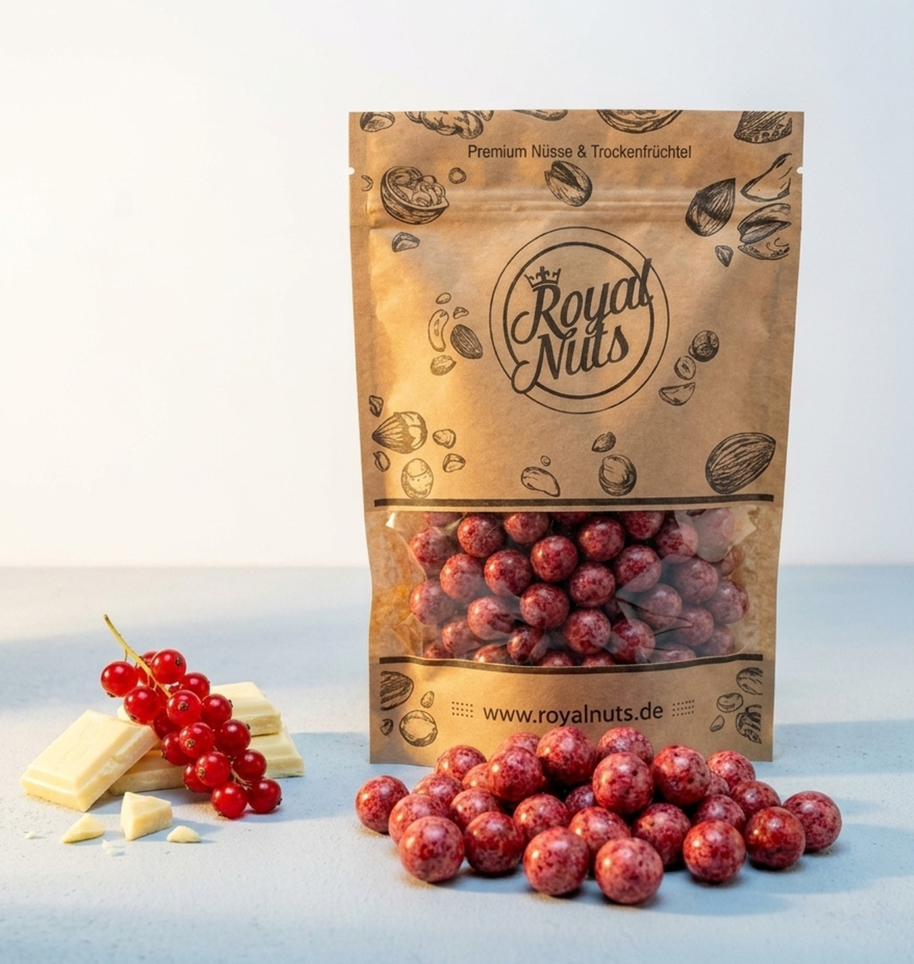 Gefriergetrocknete Johannisbeeren mit weißer Schokolade