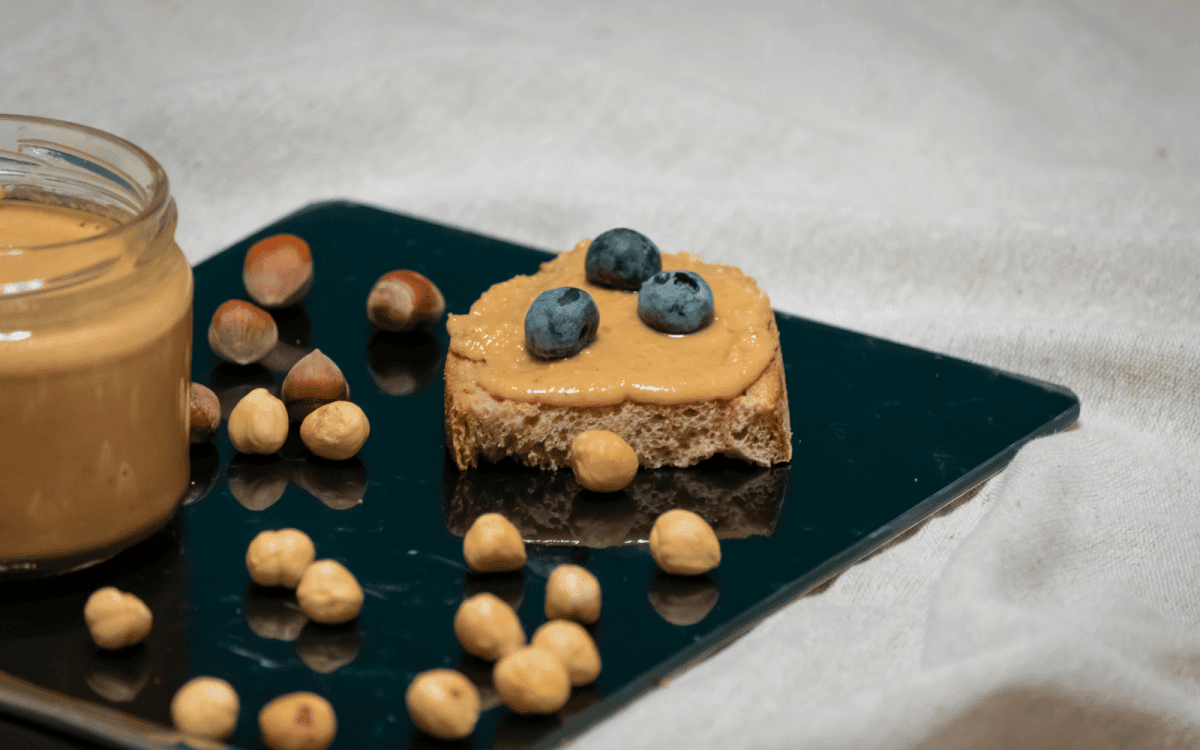 Haselnussmus selber machen - Royalnuts Genuss GmbH